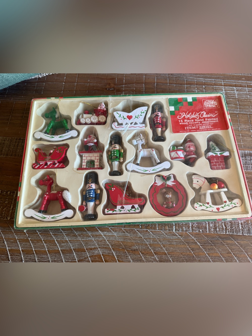 Vtg Trim A Home Holiday Classic 15 Pc Wooden Hand Painted Christmas Ornaments